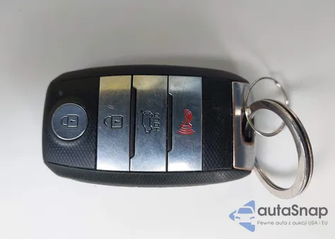 2015 Kia Sorento Limited V6 из США, поврежденный, VIN 5XYKWDA71FG582008